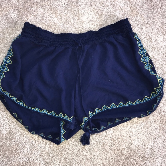 Red Camel Flowy shorts - Picture 1 of 1